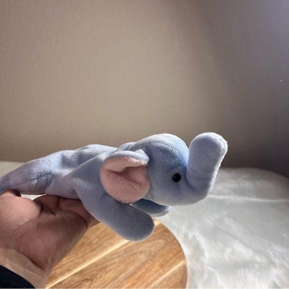 Vintage TY Peanut Elephant 1995 Beanie Baby - Picture 5 of 11